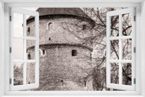 Fototapeta Naklejka Na Ścianę Okno 3D - Medieval tower in old Tallinn city