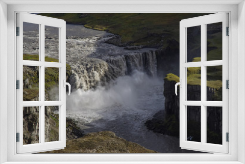 Fototapeta Naklejka Na Ścianę Okno 3D - View on canyon of river and waterfall Hafragilsfoss in Iceland,