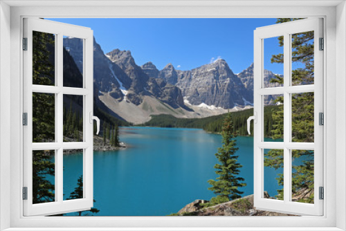 Fototapeta Naklejka Na Ścianę Okno 3D - Spectacular Lake Moraine, located in Banff National Park, Alberta, Canada..