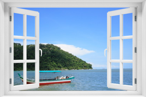 Fototapeta Naklejka Na Ścianę Okno 3D - Penang National Park And Boat