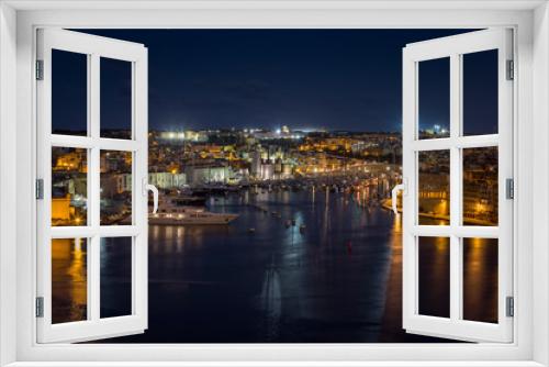 Fototapeta Naklejka Na Ścianę Okno 3D - View of the three cities by night in Malta