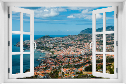 Fototapeta Naklejka Na Ścianę Okno 3D - Blick auf Funchal; Madeira; Portugal