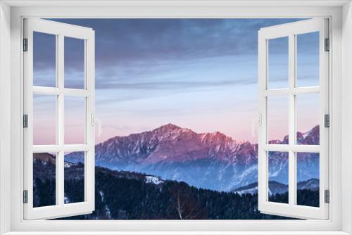 Fototapeta Naklejka Na Ścianę Okno 3D - Spectacular sunset on Mount Grigna