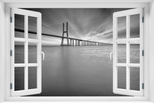 Fototapeta Naklejka Na Ścianę Okno 3D - black and white bridge Lisbon