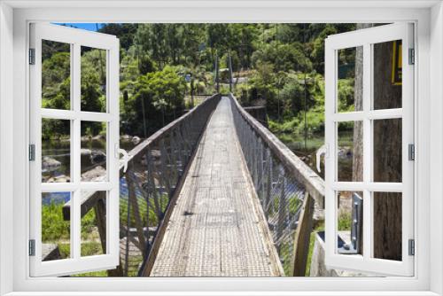 Fototapeta Naklejka Na Ścianę Okno 3D - Hängebrücke Coromandel Neuseeland