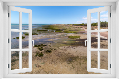 Fototapeta Naklejka Na Ścianę Okno 3D - Wide view of the Ria Formosa marshlands located in the Algarve, Portugal.