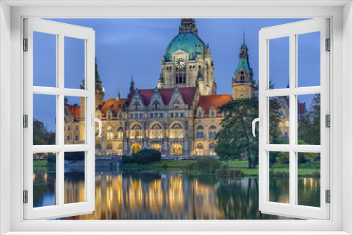 Fototapeta Naklejka Na Ścianę Okno 3D - Rathaus Hannover beleuchtet