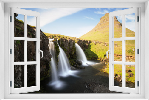 Fototapeta Naklejka Na Ścianę Okno 3D - Kirkjufellsfoss in Iceland