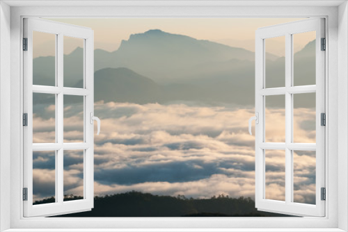 Fototapeta Naklejka Na Ścianę Okno 3D - A sea of mist at dawn