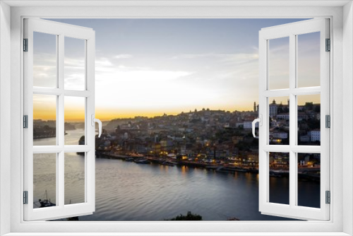 Fototapeta Naklejka Na Ścianę Okno 3D - Porto view, Portugal (view of Ribeira and Douro river) before dusk