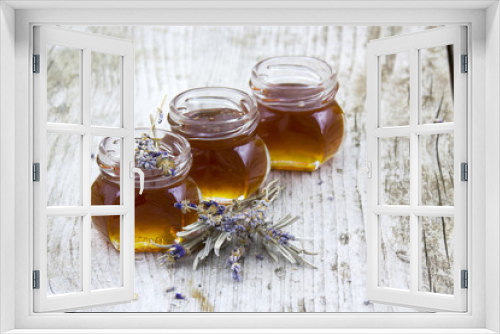 Fototapeta Naklejka Na Ścianę Okno 3D - herbal honey with lavender flowers