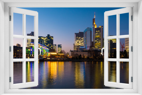 Fototapeta Naklejka Na Ścianę Okno 3D - Bankenviertel von Frankfurt am Main, blaue Stunde