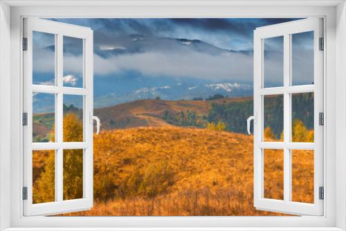 Fototapeta Naklejka Na Ścianę Okno 3D - autumn Carpathian mountain valley