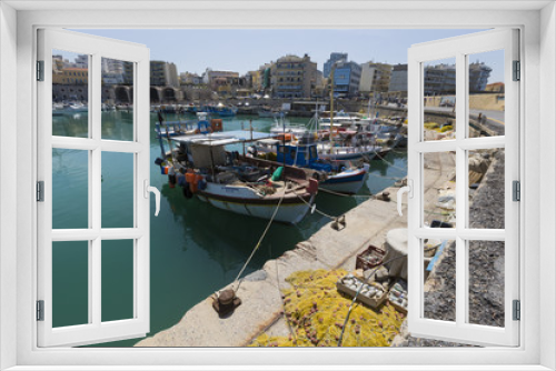 Fototapeta Naklejka Na Ścianę Okno 3D - Fishing boats in port in Heraklion, Crete Island, Greece