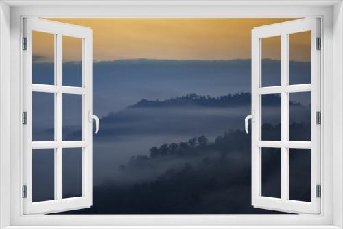Fototapeta Naklejka Na Ścianę Okno 3D - Blue Mountain with sun rise