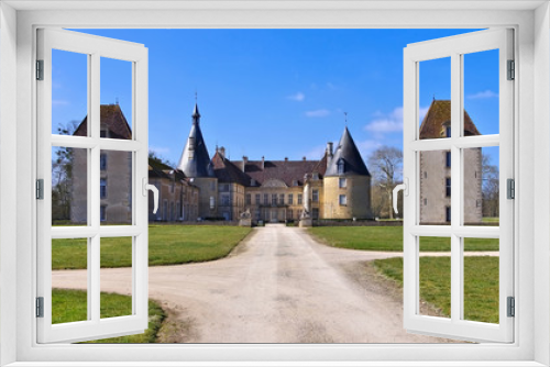 Fototapeta Naklejka Na Ścianę Okno 3D - Commarin Chateau - Chateau Commarin in France