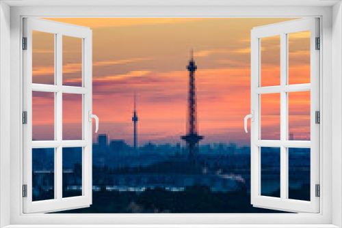 Fototapeta Naklejka Na Ścianę Okno 3D - Berlin skyline with TV tower and radio tower before sunrise.