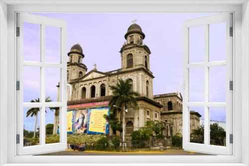 Fototapeta Naklejka Na Ścianę Okno 3D - Old Cathedral Managua