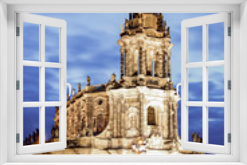 Fototapeta Naklejka Na Ścianę Okno 3D - Kirche in Dresden