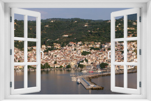 Fototapeta Naklejka Na Ścianę Okno 3D - Skopelos town panorama, Greece