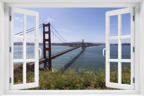 Fototapeta Naklejka Na Ścianę Okno 3D - Golden Gate Hilltop View