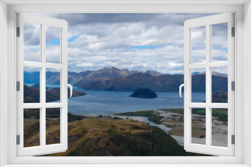 Fototapeta Naklejka Na Ścianę Okno 3D - Panoramic Views from Rocky Mountain Summit towards Lake Wanaka, New Zealand