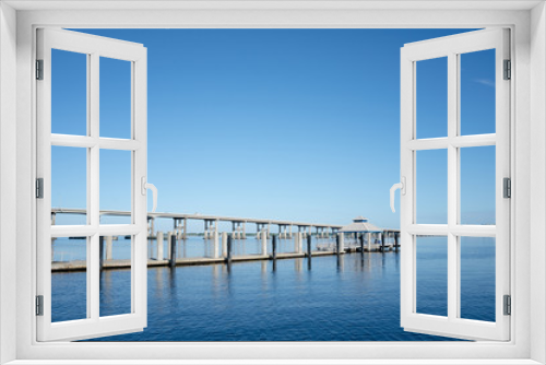 Fototapeta Naklejka Na Ścianę Okno 3D - Pier and Bridge in Fort Myers