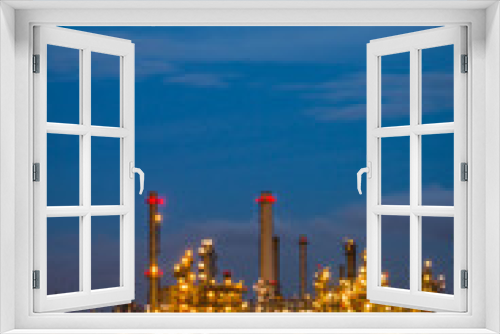 Fototapeta Naklejka Na Ścianę Okno 3D - Oil refinery at twilight , Chao Phraya river, Thailand