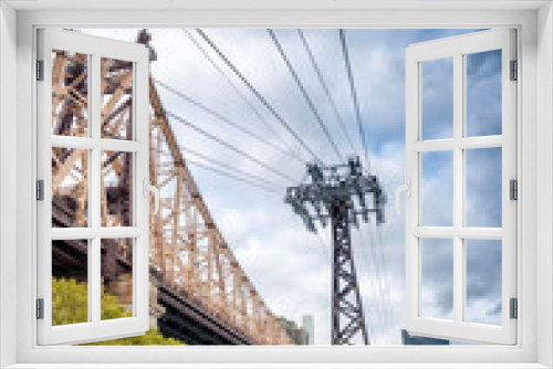 Fototapeta Naklejka Na Ścianę Okno 3D - Bridge of Roosevelt Island, New York City