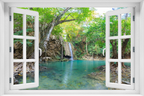 Fototapeta Naklejka Na Ścianę Okno 3D - Erawan Waterfall in National Park