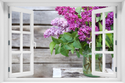Fototapeta Naklejka Na Ścianę Okno 3D - Beautiful fresh bouquet of violet lilac