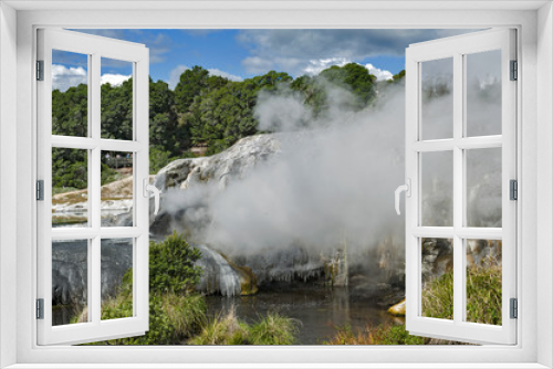 Fototapeta Naklejka Na Ścianę Okno 3D - Whakarewarewa Geyser at Te Puia thermal park in geothermal valley of Rotorua, New Zealand