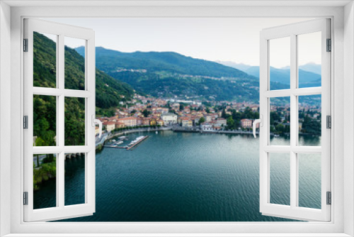 Fototapeta Naklejka Na Ścianę Okno 3D - Dongo - Lago di Como (IT) - Vista aerea all'alba