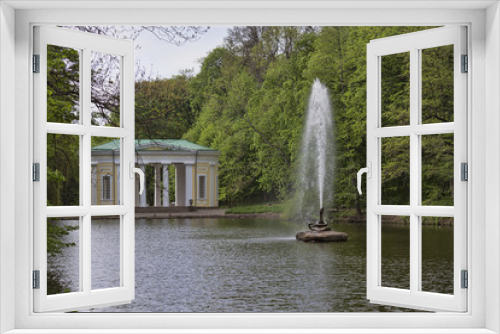 Fototapeta Naklejka Na Ścianę Okno 3D - Fountain on a lake in Sophia park