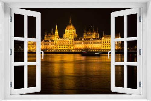 Fototapeta Naklejka Na Ścianę Okno 3D - Hungarian Parliament 