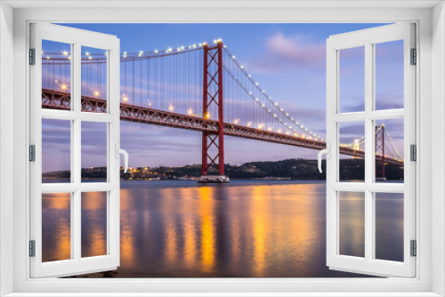 Fototapeta Naklejka Na Ścianę Okno 3D - Red bridge Lisbon