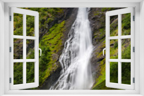 Fototapeta Naklejka Na Ścianę Okno 3D - Norwegian waterfall