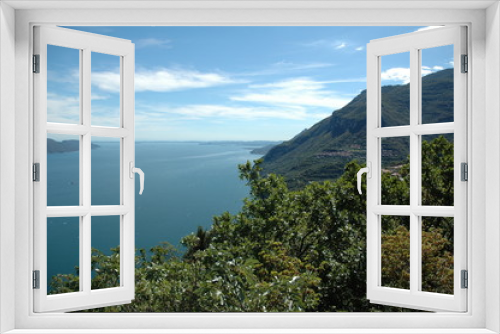 Fototapeta Naklejka Na Ścianę Okno 3D - lago di Garda