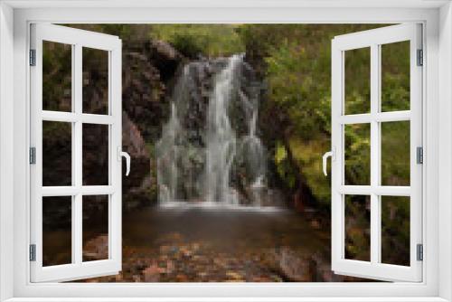 Fototapeta Naklejka Na Ścianę Okno 3D - Liebliche Wasserfälle in Glen Coe, Highlands, Schottland
