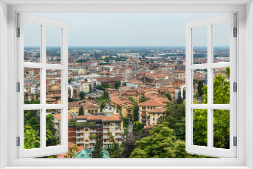 Fototapeta Naklejka Na Ścianę Okno 3D - Bergamo city view from above