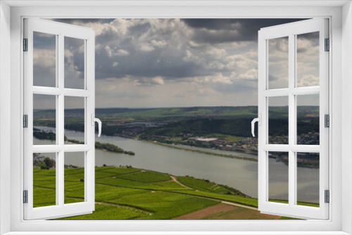 Fototapeta Naklejka Na Ścianę Okno 3D - Panorama der Stadt Rüdesheim, Hessen, Deutschland
