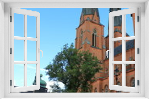 Fototapeta Naklejka Na Ścianę Okno 3D - Der berühmte Dom St. Erik in der Altstadt von Uppsala in Schweden