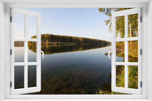 Fototapeta Naklejka Na Ścianę Okno 3D - Calm clear lake in the woods. Autumn, september landscape