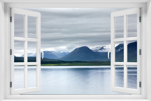 Fototapeta Naklejka Na Ścianę Okno 3D - View at mountain landscape in Iceland