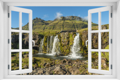 Fototapeta Naklejka Na Ścianę Okno 3D - Wonderful waterfal Kirkjufellsfossl in Iceland, summer time