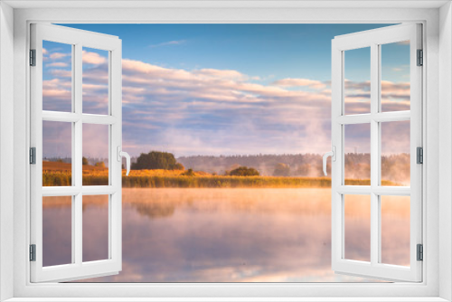 Fototapeta Naklejka Na Ścianę Okno 3D - misty morning on Mazury lake
