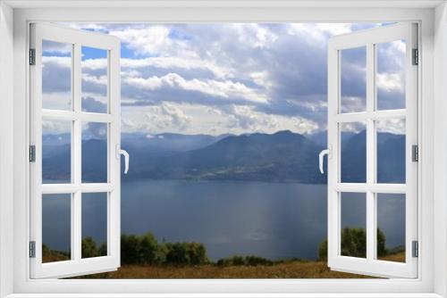 Fototapeta Naklejka Na Ścianę Okno 3D - Der Lago Maggiore von oben
