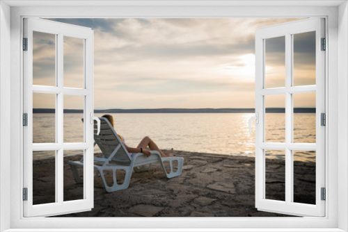 Fototapeta Naklejka Na Ścianę Okno 3D - Relax on sunbeds on peaceful beach, holiday and vacation