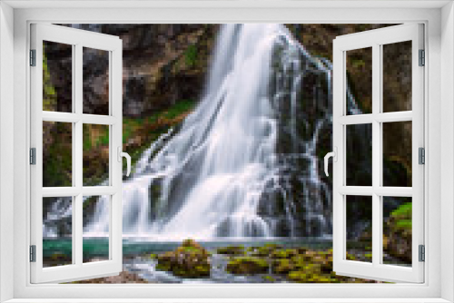 Fototapeta Naklejka Na Ścianę Okno 3D - The majestic Gollinger Waterfall in Austria
