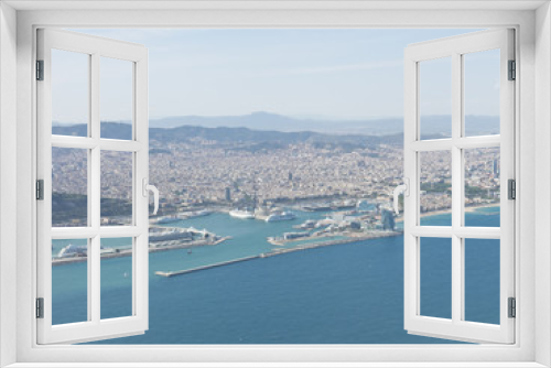 Fototapeta Naklejka Na Ścianę Okno 3D - Panoramic view of Barcelona and port in Spain
